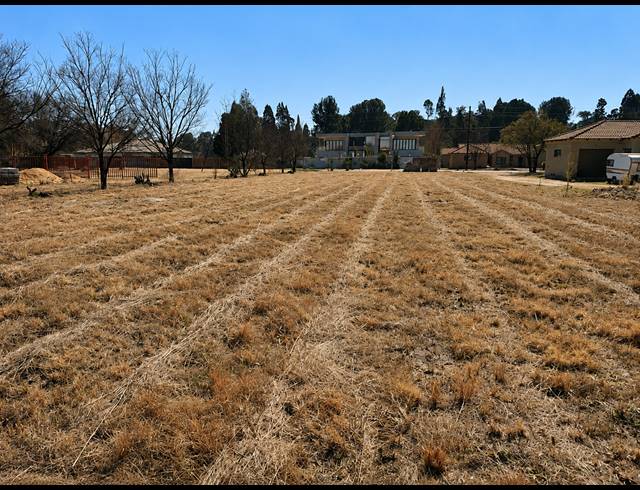 1,952M² VACANT LAND FOR SALE IN HENLEY ON KLIP